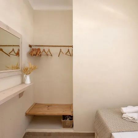 κυκλαδίτικο στα Semesterbostad Kionia